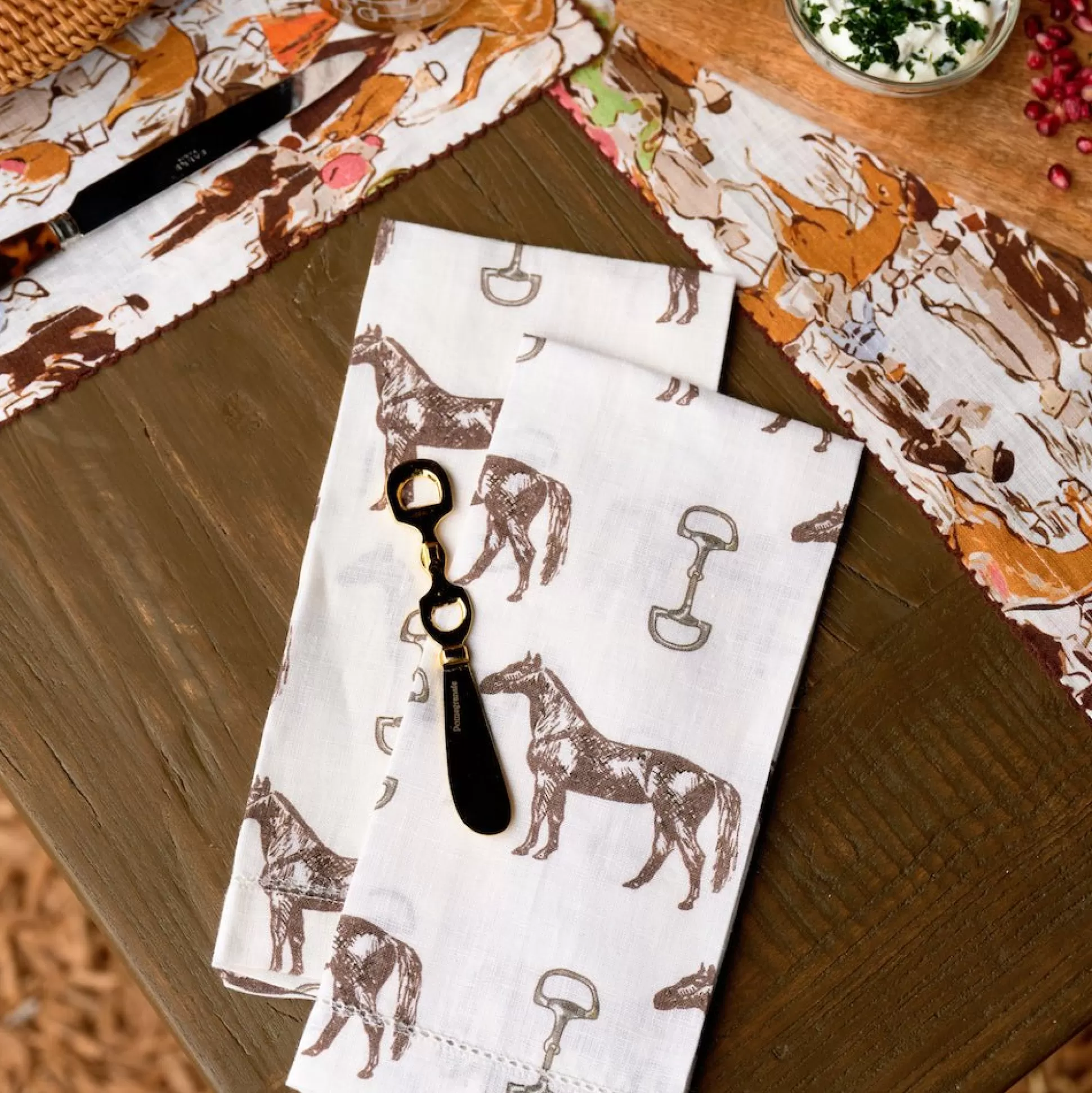 Pomegranate Inc. Tea Towels*Horse And Snaffle Linen Fingertip Towels | Set Of 2